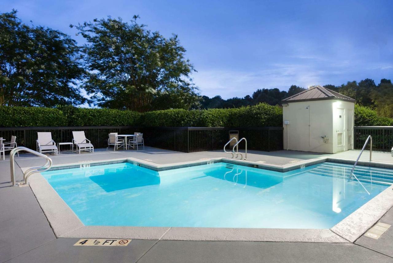 Wyndham Garden Greenville / Spartanburg Airport Exterior foto